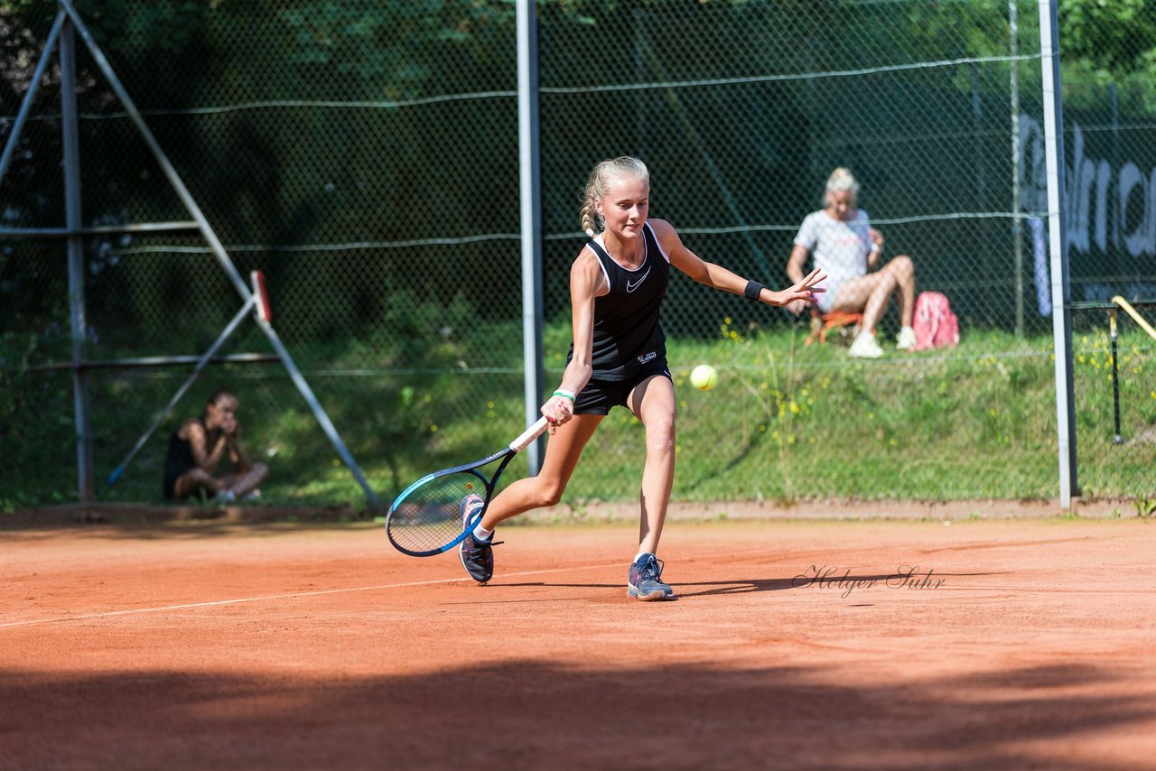 Bild 35 - Lutjenseer Junior Cup